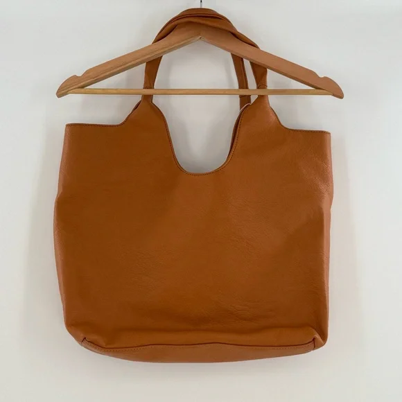 NWT Anthropologie Urban Originals Vegan Royal Buckle Slouchy Tote Golden Tan - Picture 2 of 10